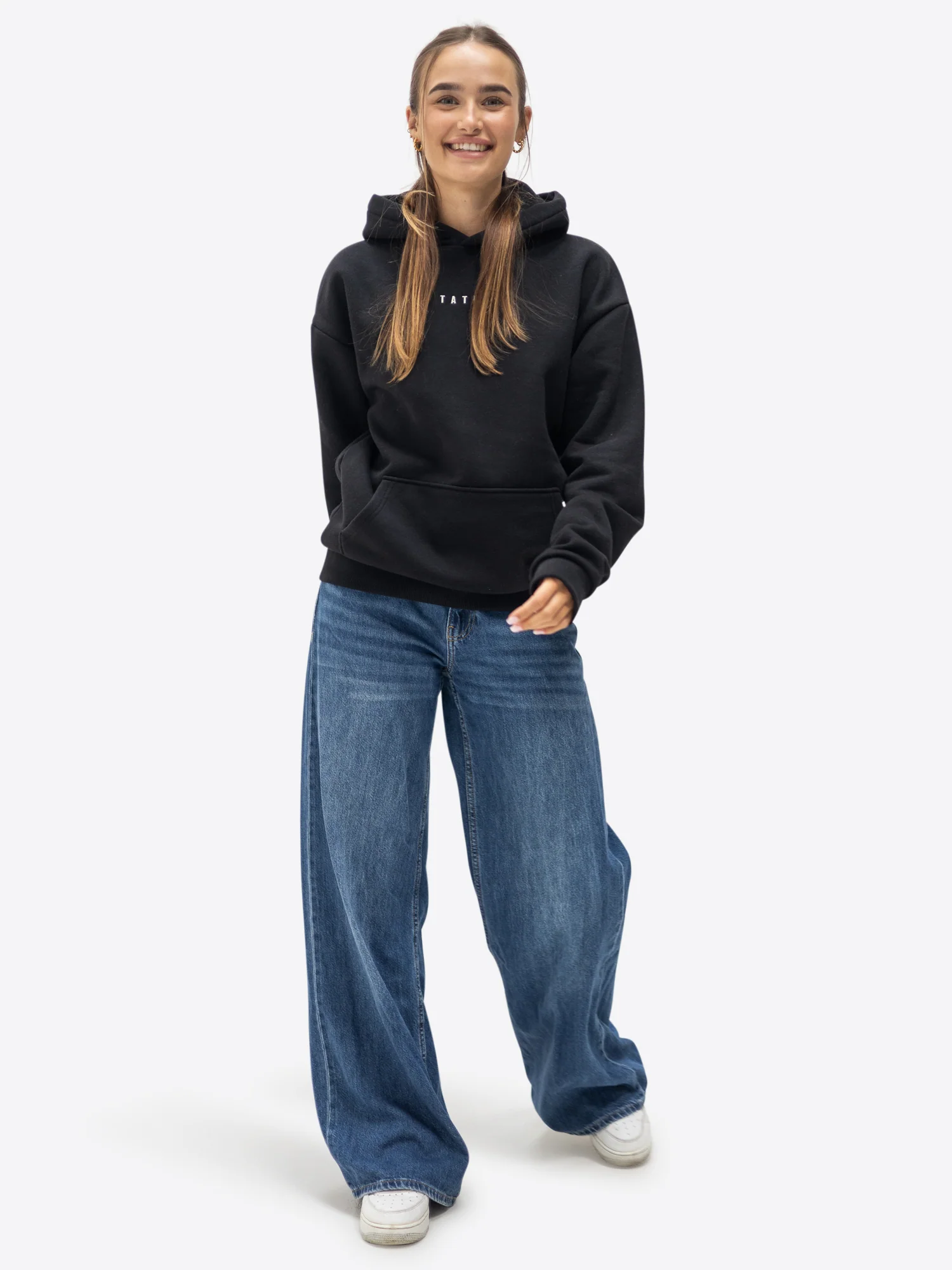 TATES Club Hoodie – Schwarz - Image 4