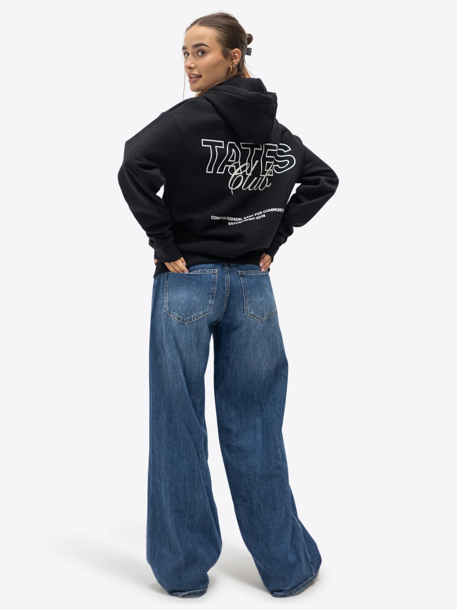 TATES Club Hoodie – Schwarz - Image 5